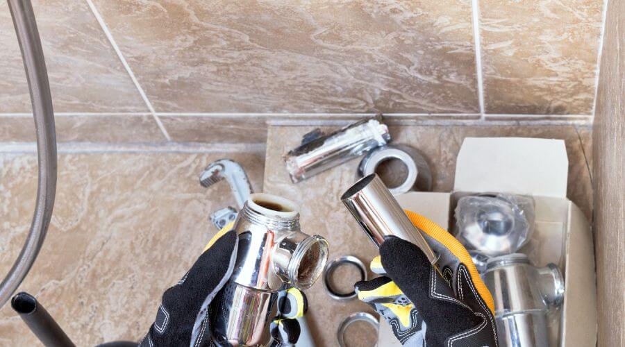 Professional gutter cleaning in Kasigluk, AK